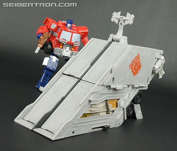 Transformers Platinum Edition Year of the Snake Optimus Prime (Image #102 of 285)
