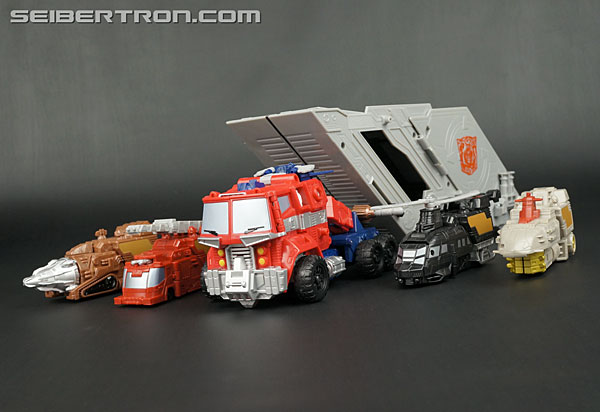 Transformers Platinum Edition Year of the Snake Optimus Prime (Image #188 of 285)
