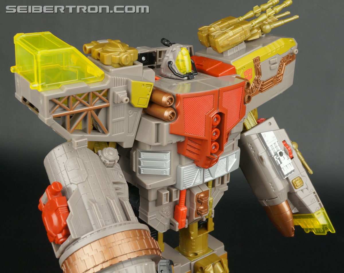 Transformers Platinum Edition Year of the Snake Omega Supreme (Image #145 of 274)