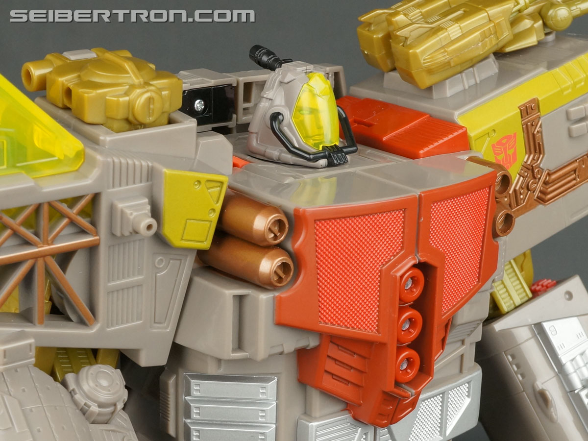 Transformers Platinum Edition Year of the Snake Omega Supreme (Image #146 of 274)
