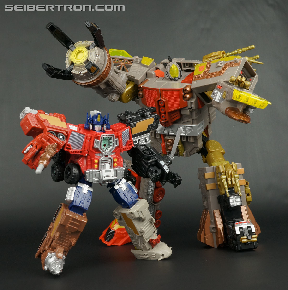 Transformers Platinum Edition Year of the Snake Omega Supreme (Image #229 of 274)
