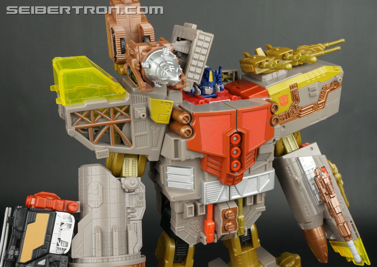 Transformers Platinum Edition Year of the Snake Omega Supreme (Image #242 of 274)