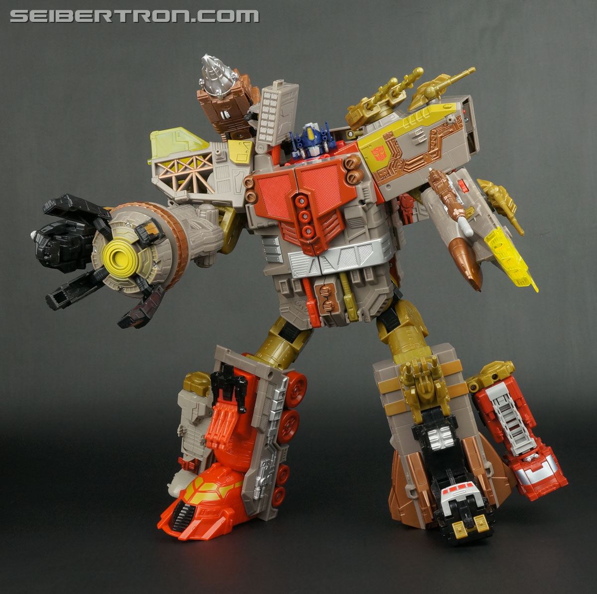 Transformers Platinum Edition Year of the Snake Omega Supreme (Image #261 of 274)