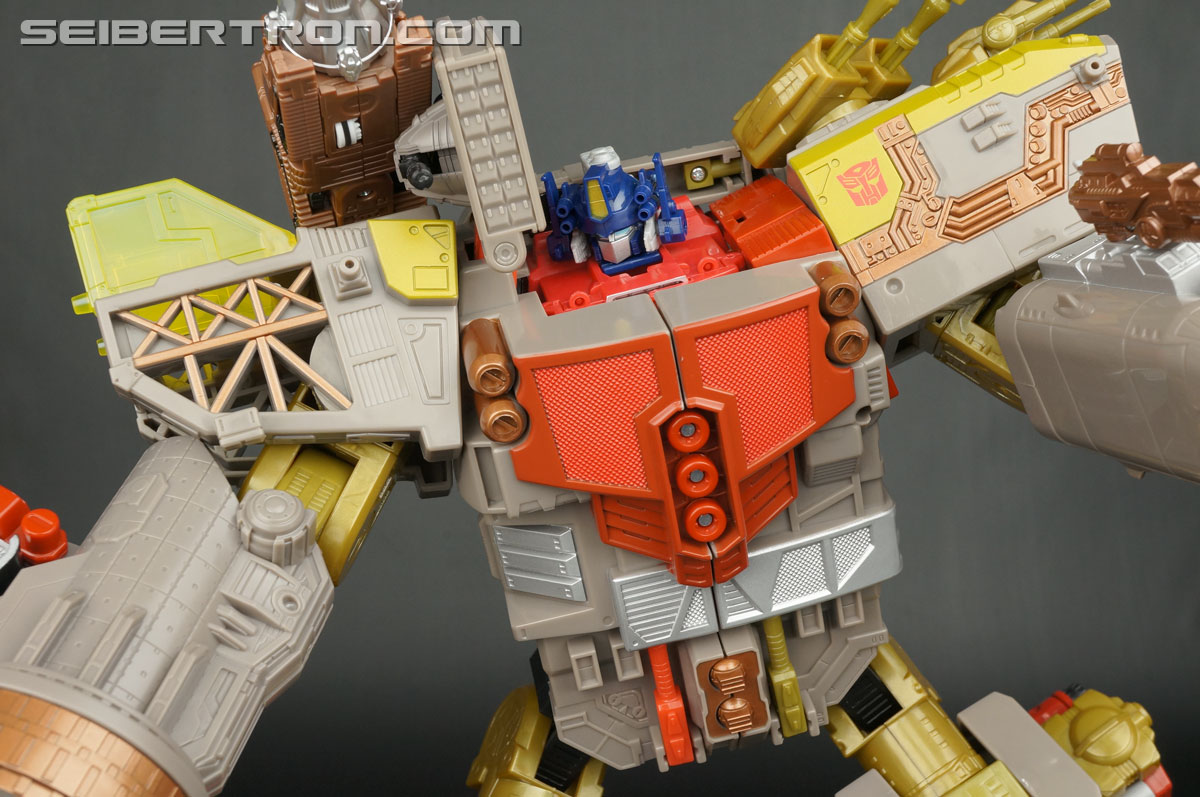 Transformers Platinum Edition Year of the Snake Omega Supreme (Image #272 of 274)