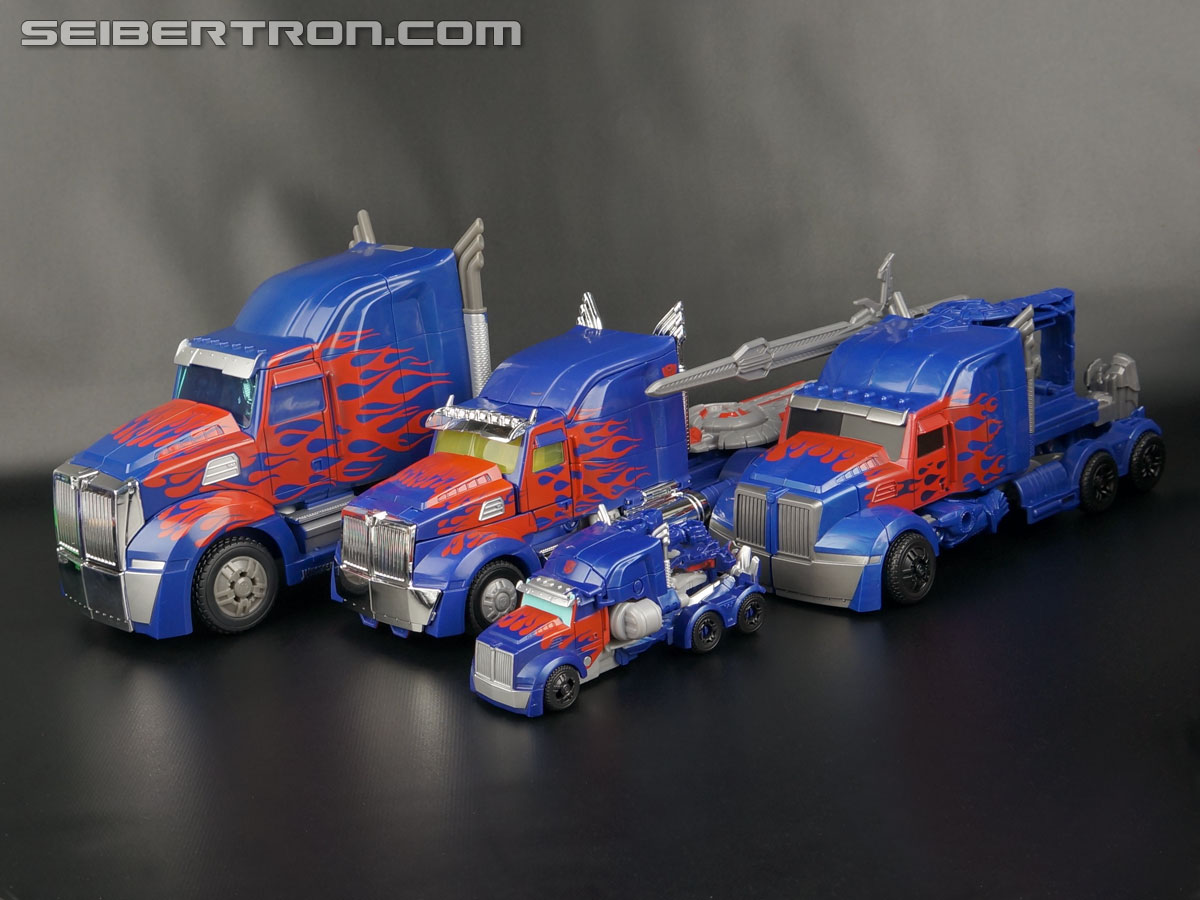 Transformers Age of Extinction: Robots In Disguise One-Step Optimus Prime (Image #42 of 90)