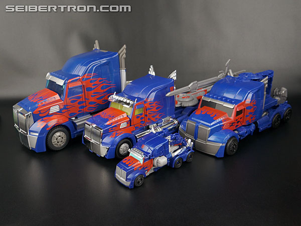 Transformers Age of Extinction: Robots In Disguise One-Step Optimus Prime (Image #40 of 90)