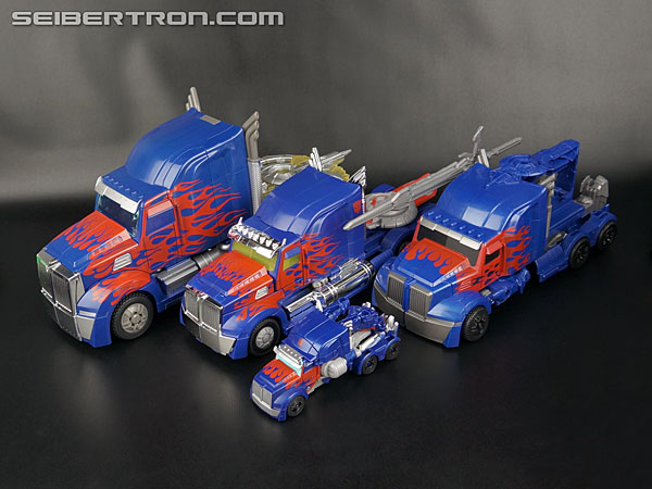 Transformers Age of Extinction: Robots In Disguise One-Step Optimus Prime (Image #41 of 90)