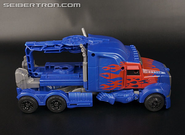 Transformers Age of Extinction: Robots In Disguise Smash and Change Optimus Prime (Image #32 of 81)