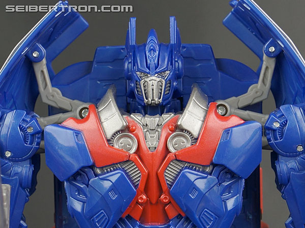 Age of Extinction: Robots In Disguise Smash and Change Optimus Prime gallery