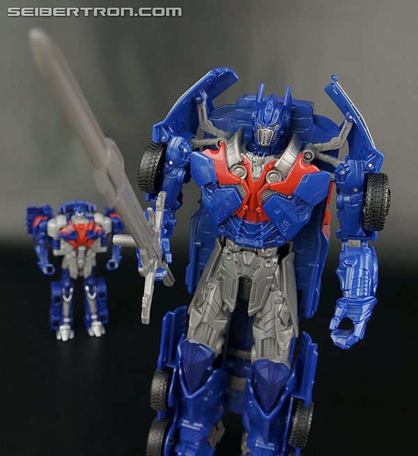 Transformers Age of Extinction: Robots In Disguise Smash and Change Optimus Prime (Image #80 of 81)