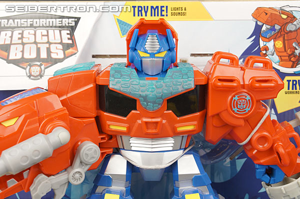 Transformers Rescue Bots Roar and Rescue Electronic Optimus Primal (Image #4 of 86)