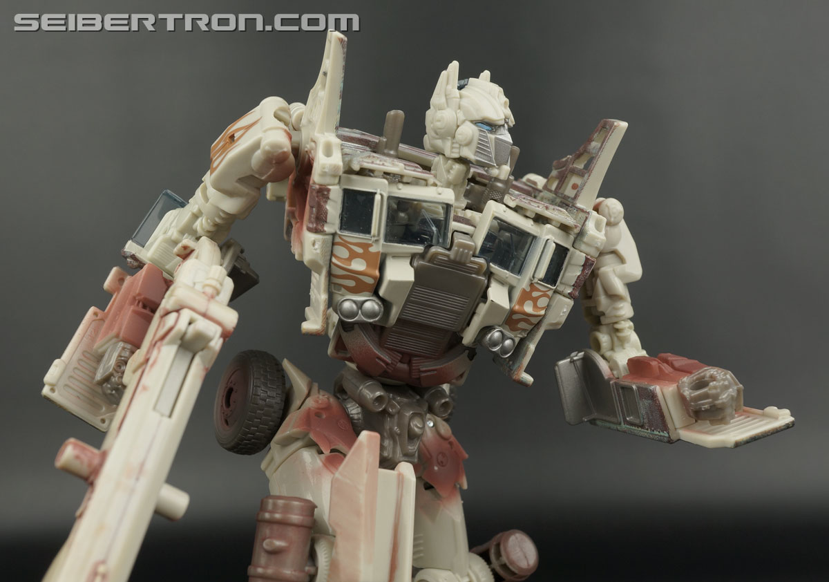 Transformers Takara Tomy: Movie Advanced Optimus Prime Rusty Version (Image #104 of 145)