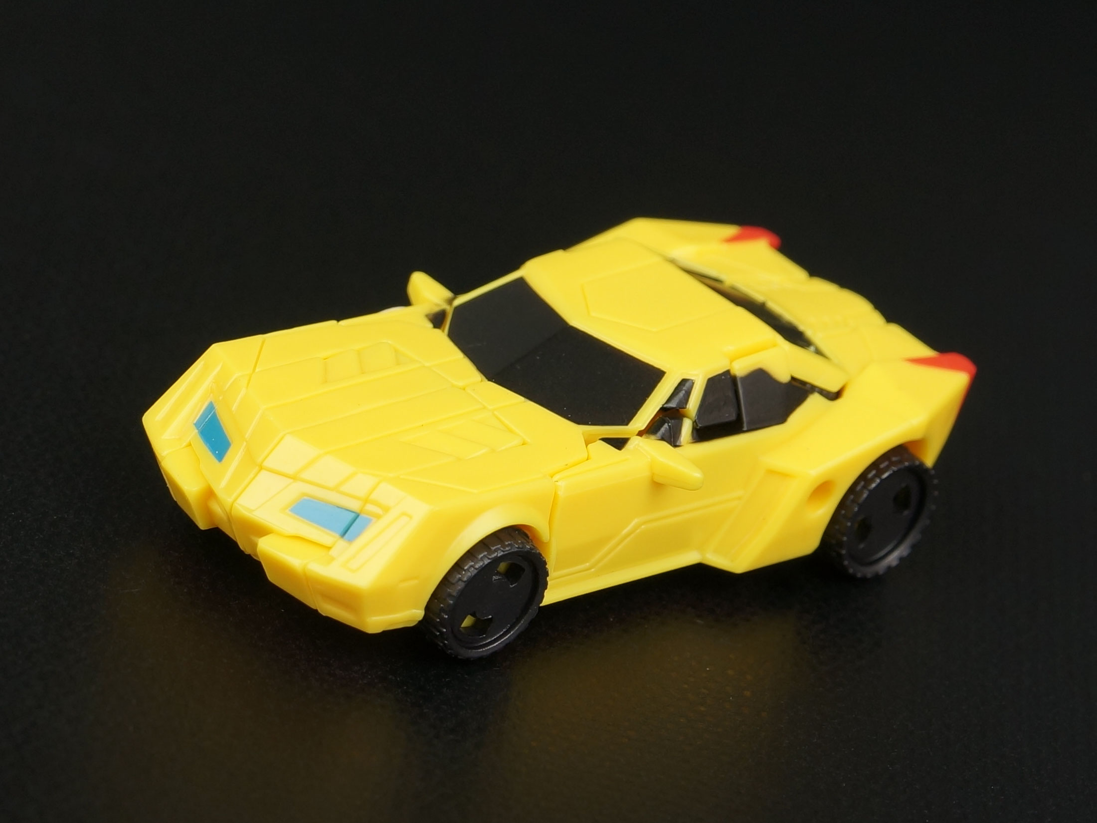Transformers: Robots In Disguise Bumblebee (Image #26 of 75)