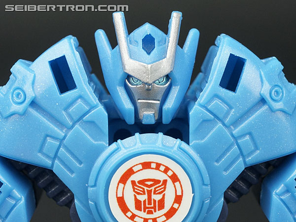 Transformers: Robots In Disguise Blizzard Strike Slipstream gallery