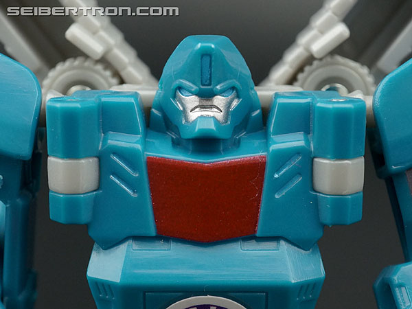 Transformers: Robots In Disguise Groundpounder gallery