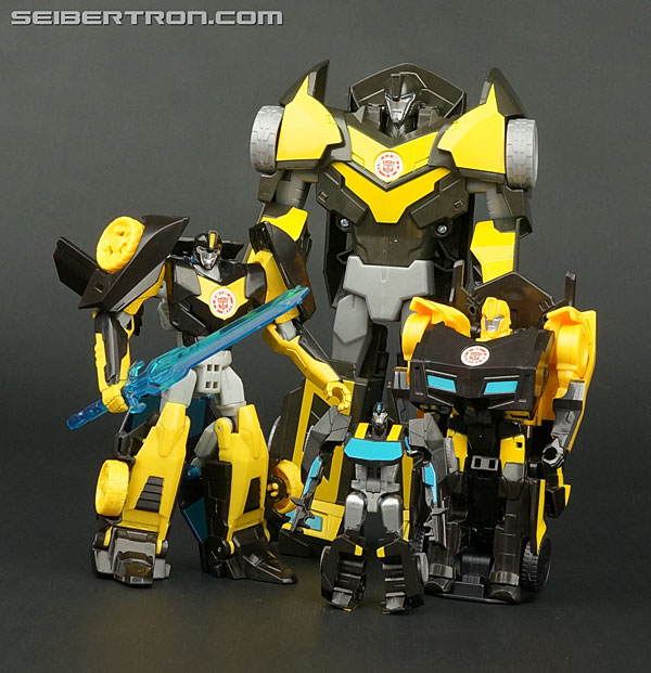 Transformers: Robots In Disguise Night Ops Bumblebee (Image #15 of 69)