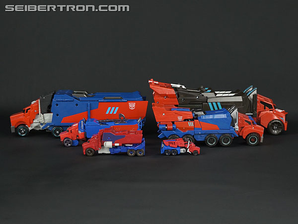 Transformers: Robots In Disguise Mega Optimus Prime (Image #38 of 87)