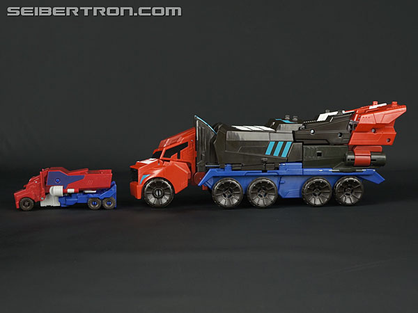 Transformers: Robots In Disguise Mega Optimus Prime (Image #43 of 87)