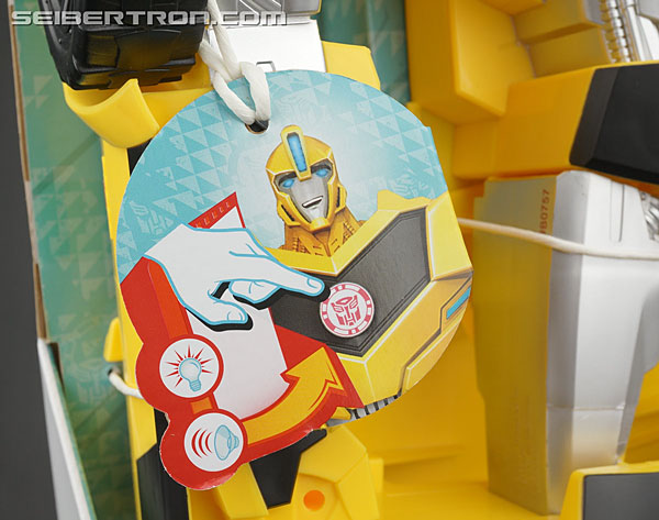 Transformers: Robots In Disguise Super Bumblebee (Image #3 of 97)