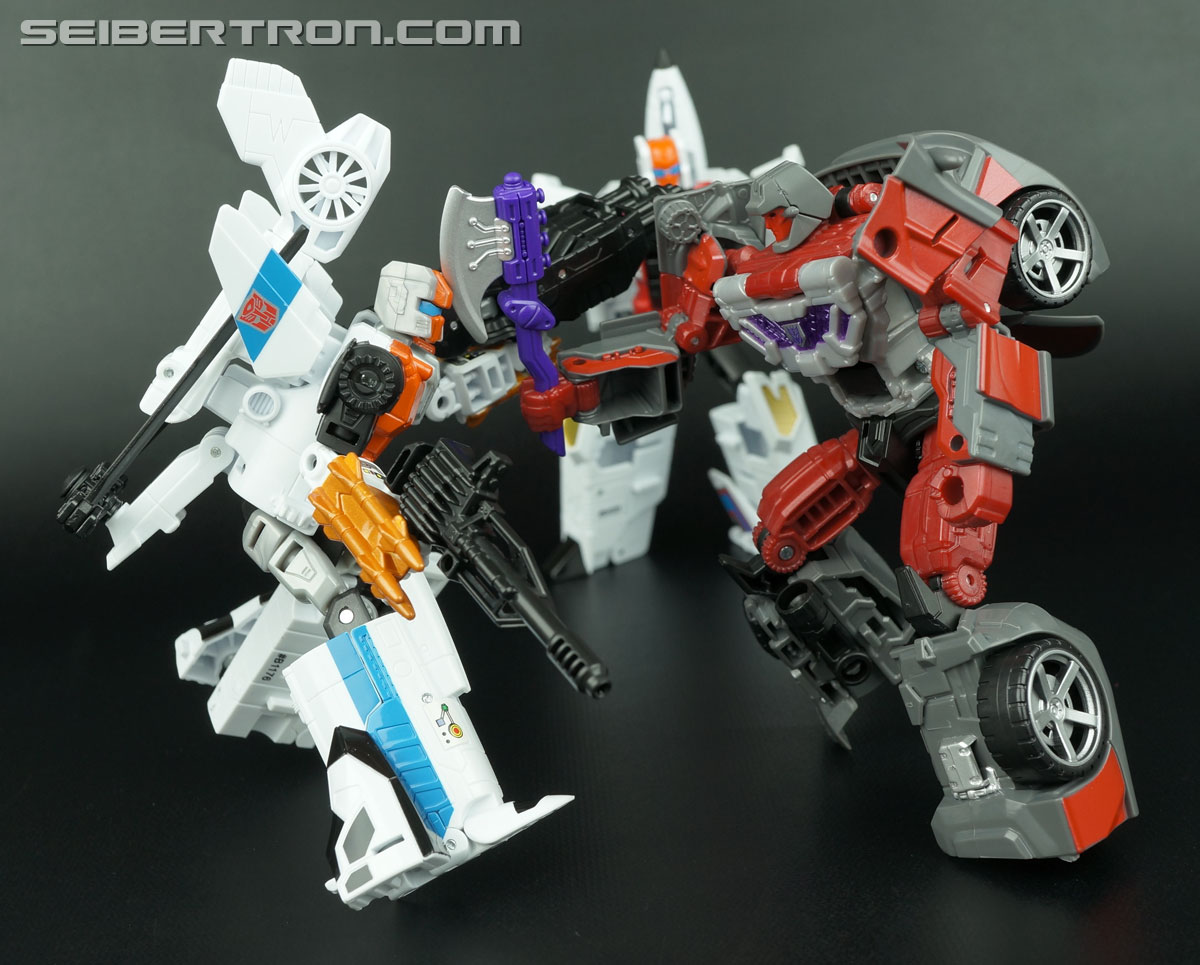 Transformers Generations Combiner Wars Brake-Neck (Wildrider) (Image #185 of 212)