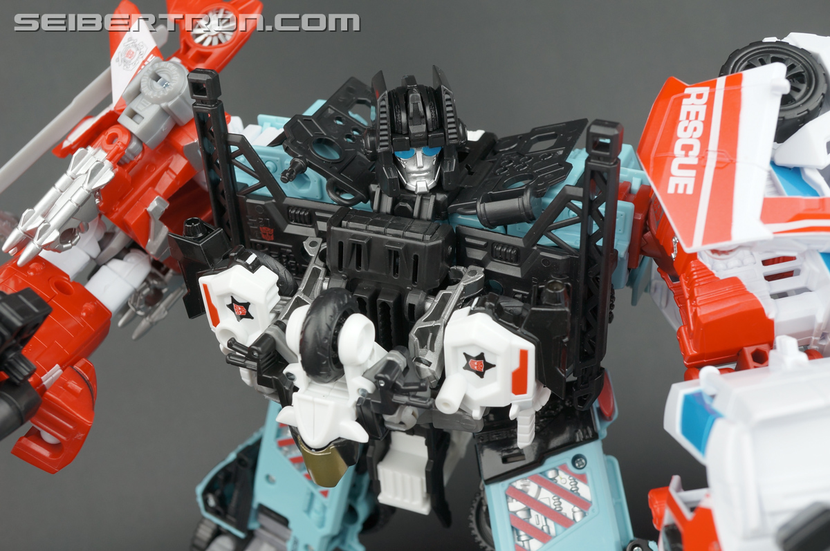 Transformers Generations Combiner Wars Defensor (Image #53 of 154)