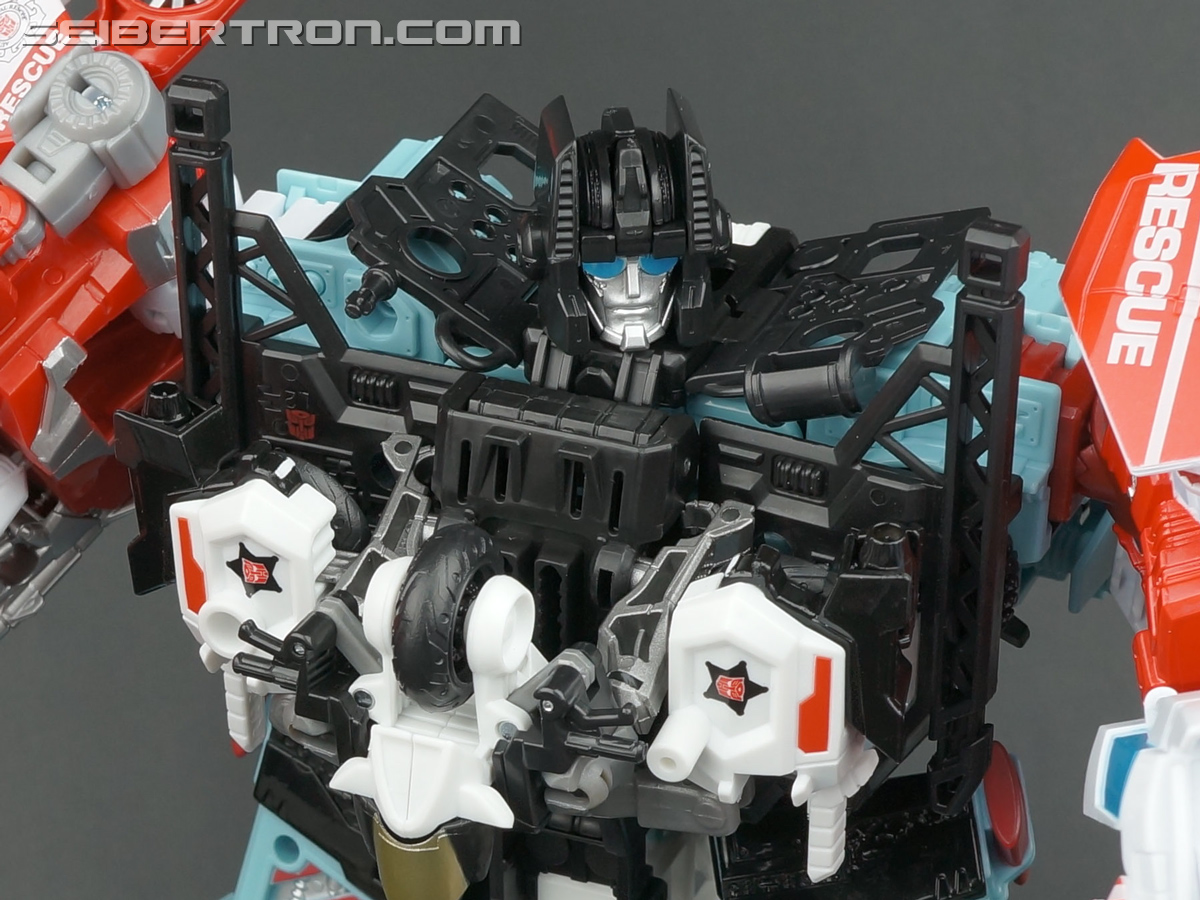 Transformers Generations Combiner Wars Defensor (Image #57 of 154)