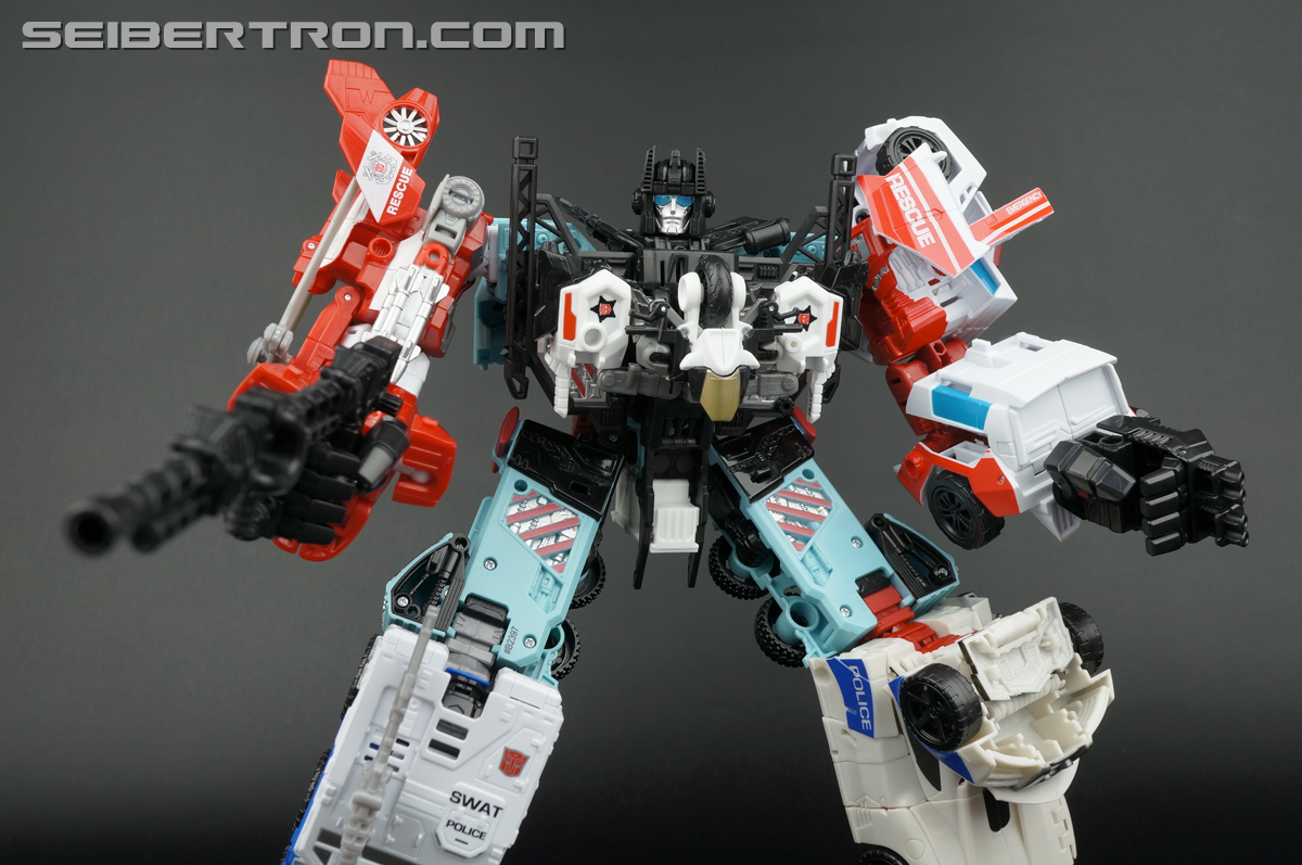 Transformers Generations Combiner Wars Defensor (Image #63 of 154)