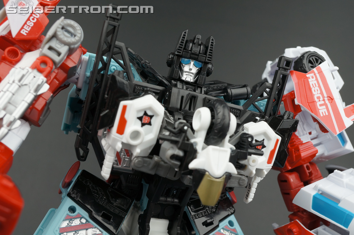 Transformers Generations Combiner Wars Defensor (Image #73 of 154)