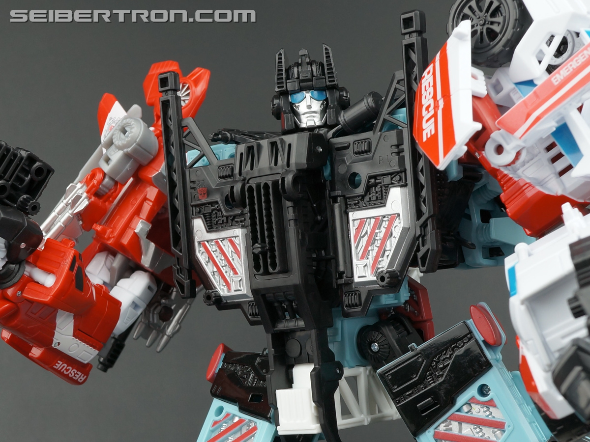 Transformers Generations Combiner Wars Defensor (Image #107 of 154)