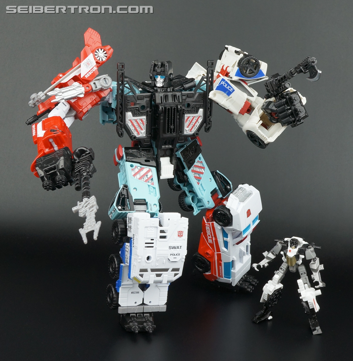Transformers Generations Combiner Wars Defensor (Image #140 of 154)