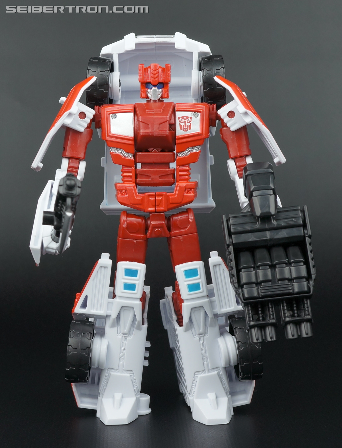 Transformers Generations Combiner Wars First Aid (Image #62 of 137)