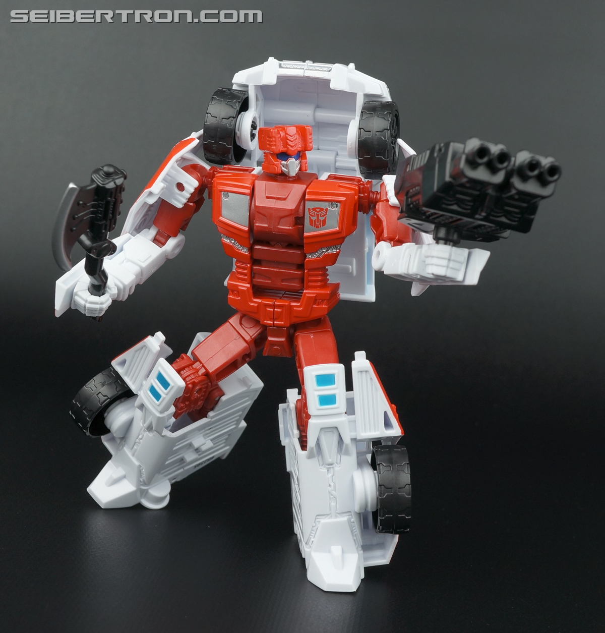 Transformers Generations Combiner Wars First Aid (Image #94 of 137)