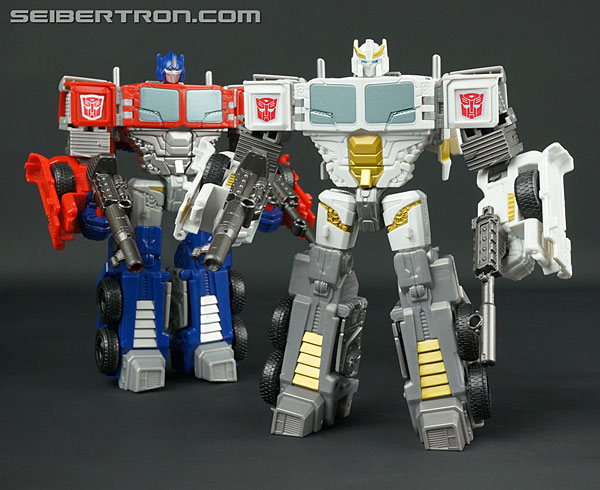 Transformers Generations Combiner Wars Battle Core Optimus Prime (Image #106 of 121)