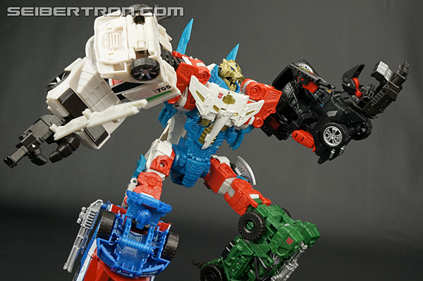 Transformers Generations Combiner Wars Sky Reign (Image #43 of 108)