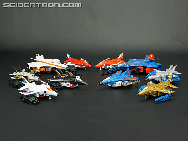 Transformers Generations Combiner Wars Skydive (Image #32 of 102)