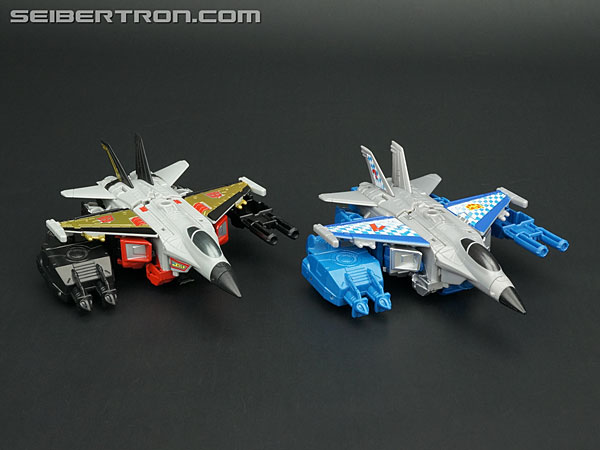 Transformers Generations Combiner Wars Skydive (Image #34 of 102)