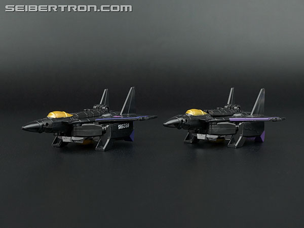 Transformers Generations Combiner Wars Skywarp (Image #42 of 104)