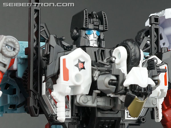 Transformers Generations Combiner Wars Defensor (Image #13 of 154)