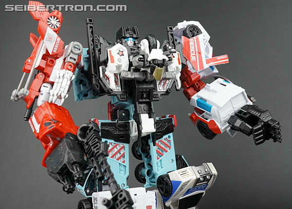 Transformers Generations Combiner Wars Defensor (Image #14 of 154)