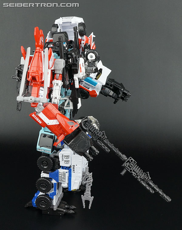 transformers combiner wars defensor toy