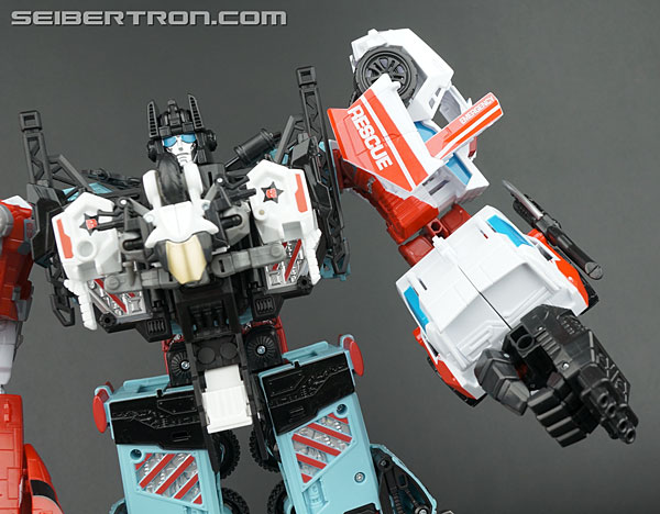 Transformers Generations Combiner Wars Defensor (Image #35 of 154)