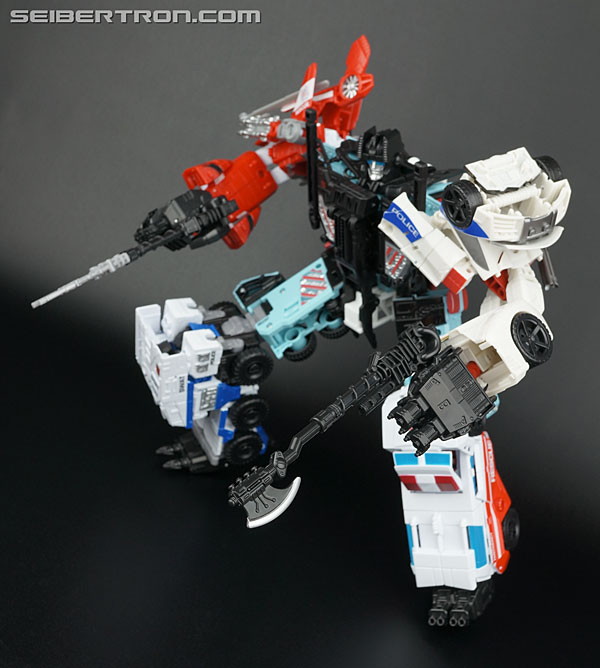 transformers combiner wars defensor toy