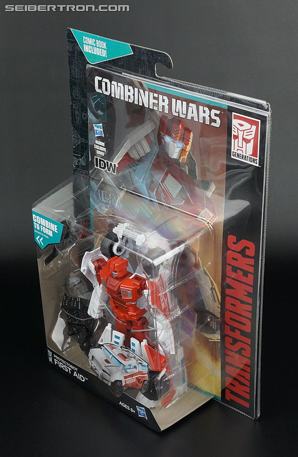 Transformers Generations Combiner Wars First Aid (Image #15 of 137)