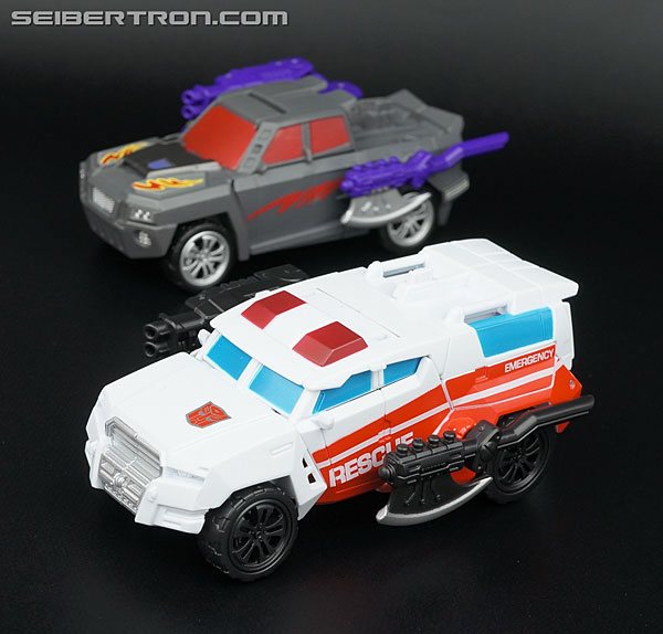 Transformers Generations Combiner Wars First Aid (Image #53 of 137)