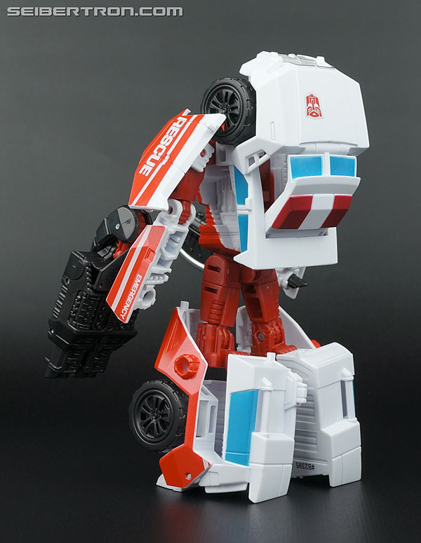 Transformers Generations Combiner Wars First Aid (Image #76 of 137)