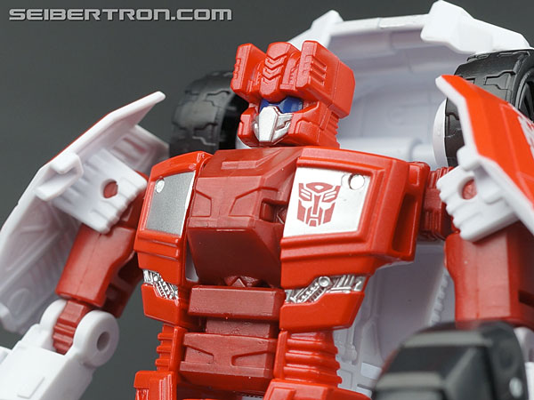 Transformers Generations Combiner Wars First Aid (Image #83 of 137)