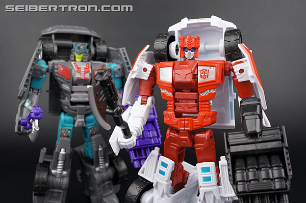 Transformers Generations Combiner Wars First Aid (Image #117 of 137)