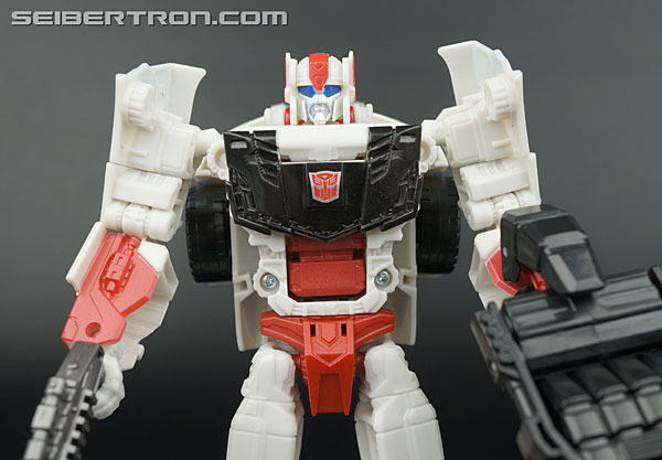 Transformers Generations Combiner Wars Streetwise (Image #63 of 149)