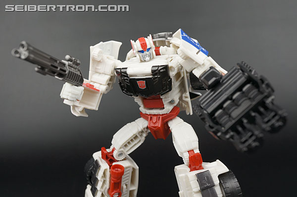 Transformers Generations Combiner Wars Streetwise (Image #108 of 149)
