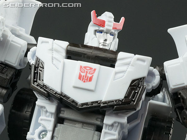 Transformers Generations Combiner Wars Prowl (Image #124 of 165)